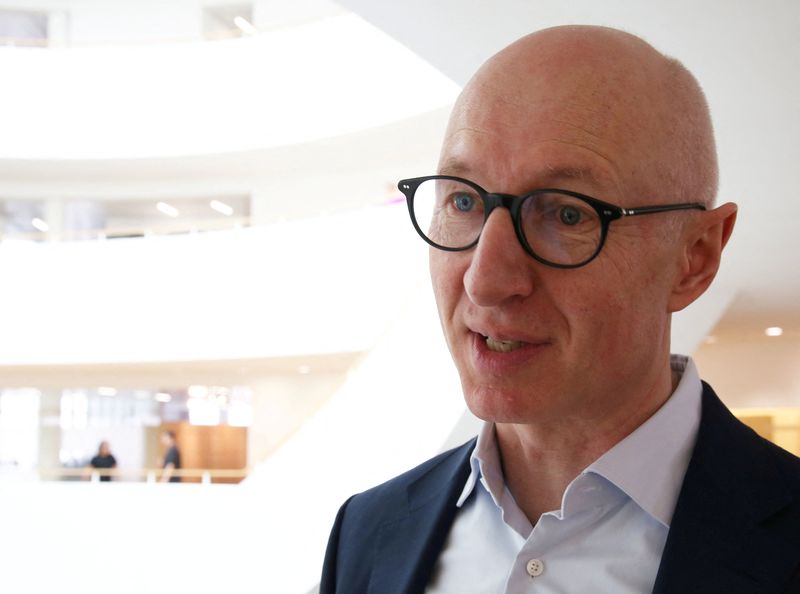 tagreuters.com2025binary_LYNXMPEL140CX-BASEIMAGE