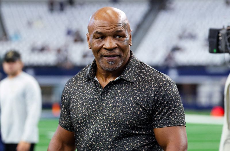 Boxing-Premium Tyson v Paul tickets pack a $2 million punch - Blue Water Healthy Living