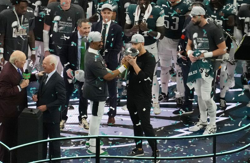 tagreuters.com2025binary_LYNXMPEL190UK-BASEIMAGE