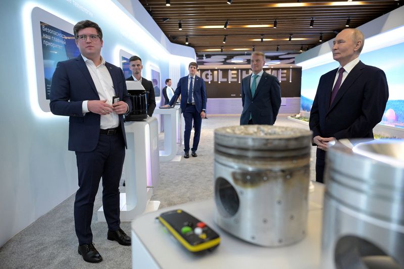 tagreuters.com2024binary_LYNXMPEKBA0QL-BASEIMAGE