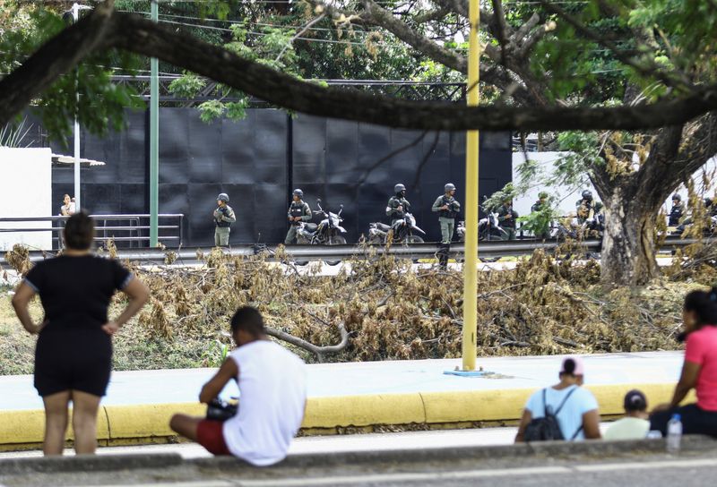 tagreuters.com2024binary_LYNXMPEKBF0X3-BASEIMAGE