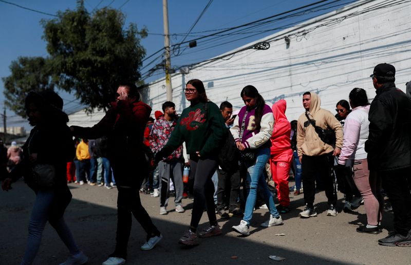 tagreuters.com2025binary_LYNXNPEL0O00G-BASEIMAGE