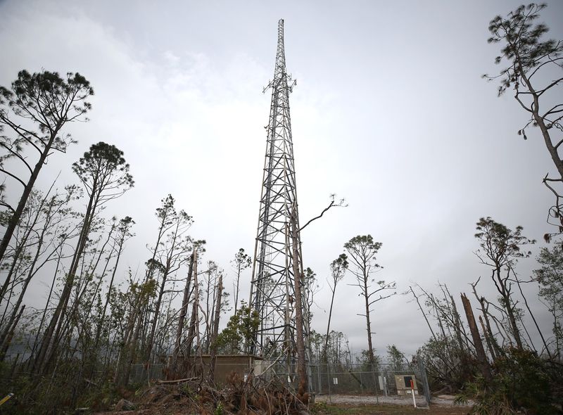 A Verizon Wireless cellular tower on March 15, 2019 in Panama City.