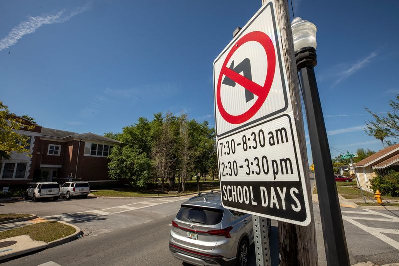 School zone in front of Dixieland Elementary Friday March 14 2025 in Lakeland Fl.
Ernst Peters/The Ledger