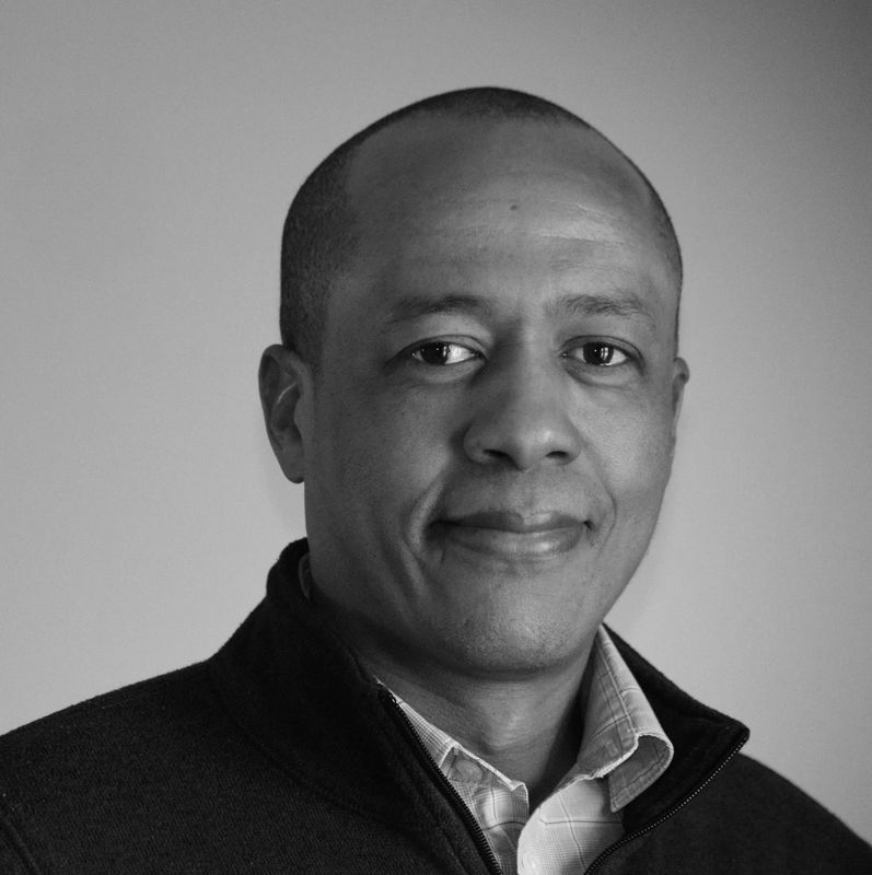 Columnist Walter Suza