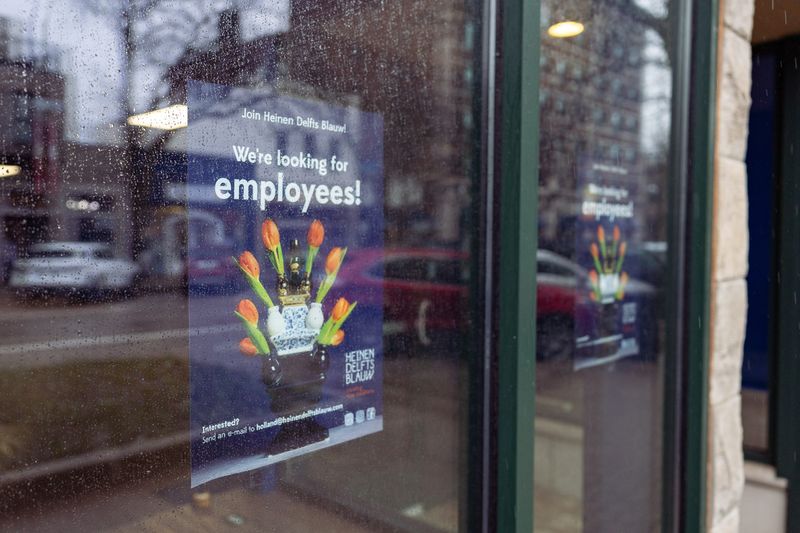 Heinen Delfts Blauw (or Heinen Delft Blue in English, as in delftware) will open in the former Sea Bags at 18 E. Eighth St. in 2025.