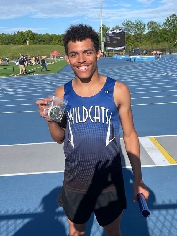 Pittsford senior Teagan Williams won the pole vault event at this year's area best meet and is a state qualifier.