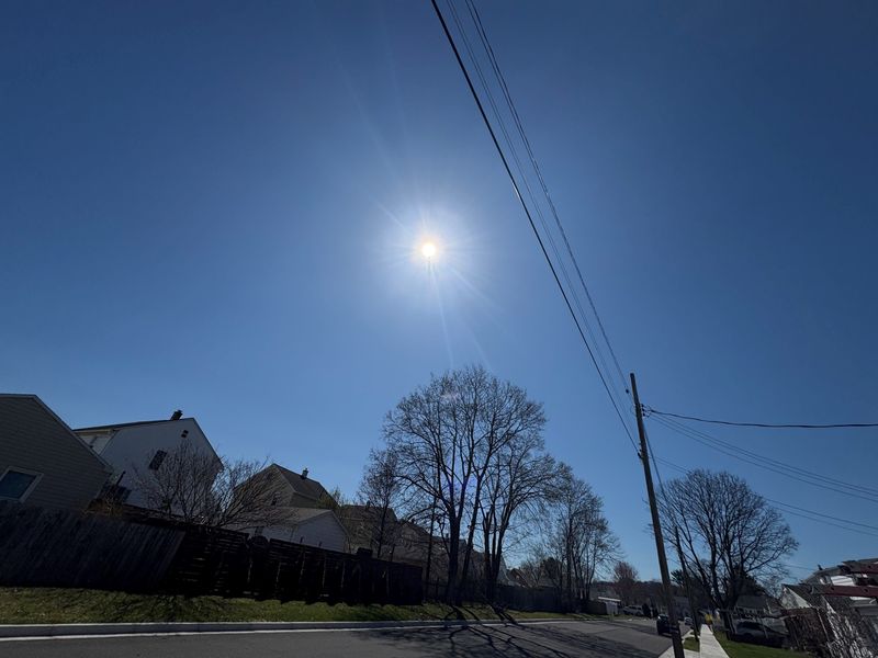 A sunny, cloud-free sky in Johnson City on Thursday, April 17, 2025.