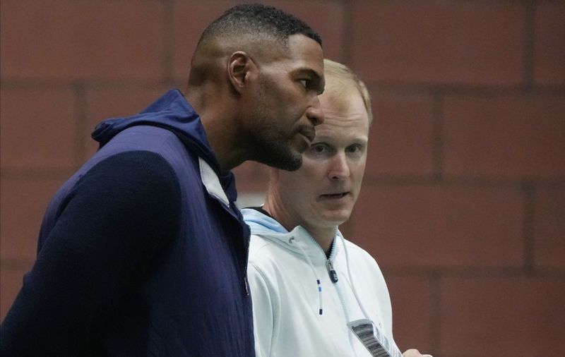Eat Rutherford, NJ -- May 9, 2025 -- Former Giant Michael Strahan and Director of Player Personnel for the Giants, Tim Oâ€™Donnell during practice at Giants Rookie Minicamp.