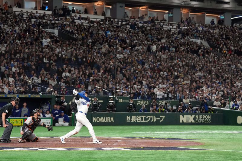 MLB: Spring Training-Los Angeles Dodgers at Yomiuri Giants