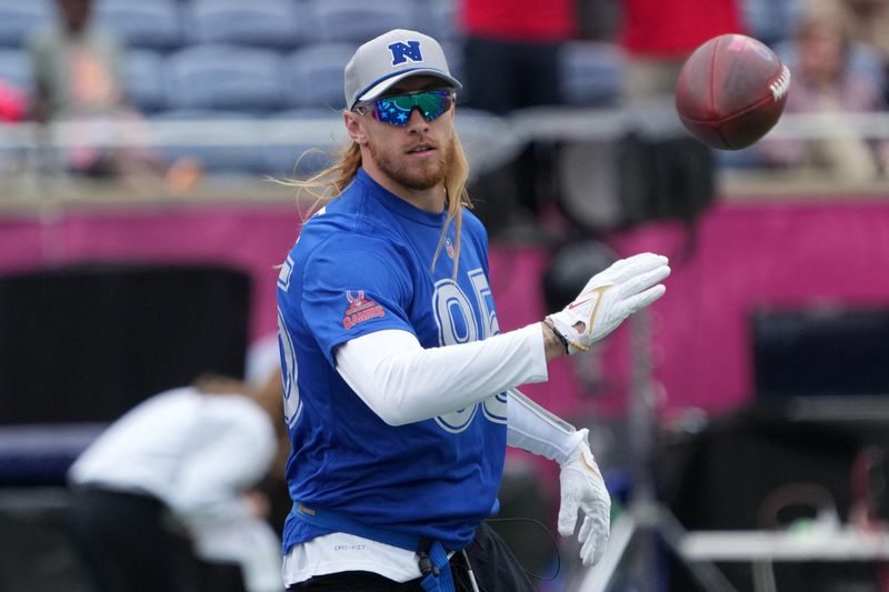 FILE PHOTO: Feb 1, 2025; Orlando, FL, USA; San Francisco 49ers tight end George Kittle (85) during NFC Practice for the Pro Bowl Games at Camping World Stadium. Kirby Lee-Imagn Images/ File Photo