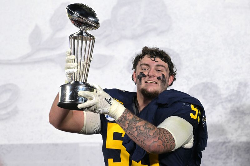 NCAA Football: Rose Bowl-Alabama at Michigan