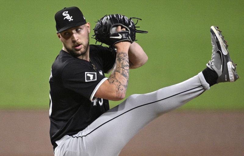 FILE PHOTO: Sep 20, 2024; San Diego, California, USA; Chicago White Sox starting pitcher Garrett Crochet (45) pitches against the San Diego Padres during the second inning at Petco Park. Mandatory Credit: Orlando Ramirez-Imagn Images/File Photo