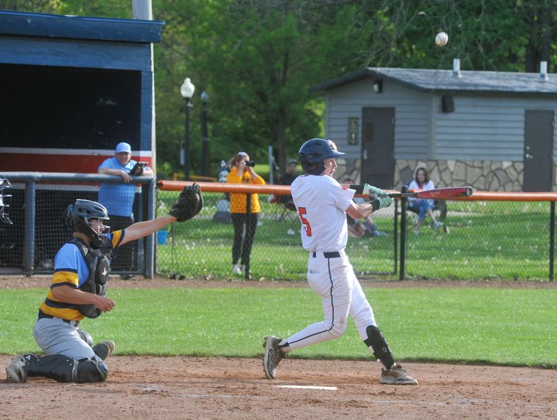 Galion's Allen Carver drove in the winning run in the bottom of the ninth inning.
