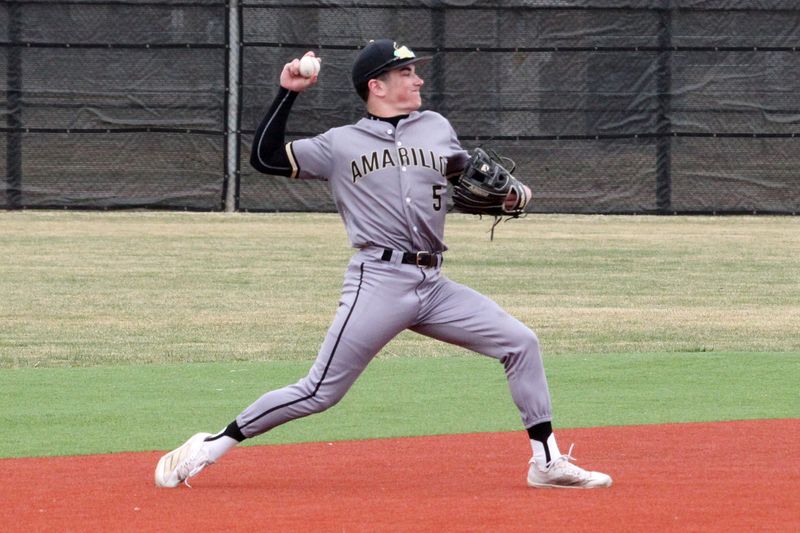 Mar 6, 2025; Amarillo, Texas, USA; Amarillo High Sandies infielder Tate Blackwell (5) throws to first base during the game against the Canyon Eagles at Amarillo High School Sandie Field. Michael C. Johnson/ for Globe-News