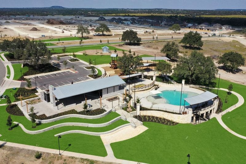 Construction has wrapped up on Lariat’s amenity center, which has a resort-style pool, splash pad and playground, as well as a pavilion and event lawn. The 706-acre master-planned community just launched its second residential phase, which will have 579 home sites.