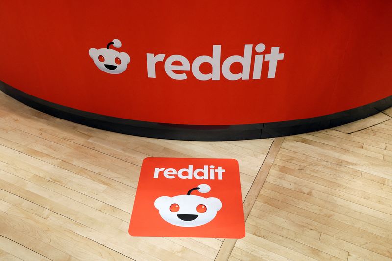 FILE PHOTO: Reddit's logo is displayed at the New York Stock Exchange (NYSE) in New York City, U.S., March 21, 2024. REUTERS/Brendan McDermid/File Photo
