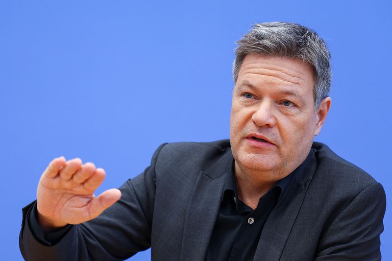 FILE PHOTO: German Economy and Climate Minister Robert Habeck of the Greens party attends a press conference after the German general election in Berlin, Germany February 24, 2025. REUTERS/Lisi Niesner/File Photo