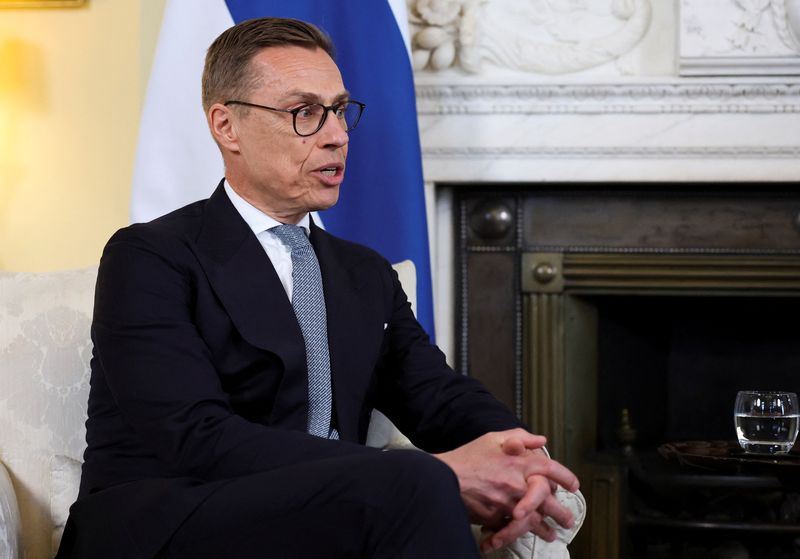 FILE PHOTO: Finnish President Alexander Stubb meets with British Prime Minster Keir Starmer (not pictured) at Number 10 Downing Street in London, Britain, March 31, 2025. REUTERS/Hannah McKay/Pool/File PHoto