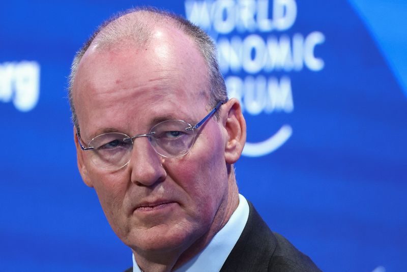 FILE PHOTO: President of Central Bank of the Netherlands Klaas Knot attends the 55th annual World Economic Forum (WEF) meeting in Davos, Switzerland, January 22, 2025. REUTERS/Yves Herman/File Photo