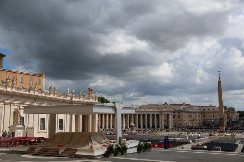 A view shows an area outside St. Peter's Basilica where Pope Francis's coffin is to be laid during his funeral ceremonies, at the Vatican, April 25, 2025. REUTERS/Claudia Greco